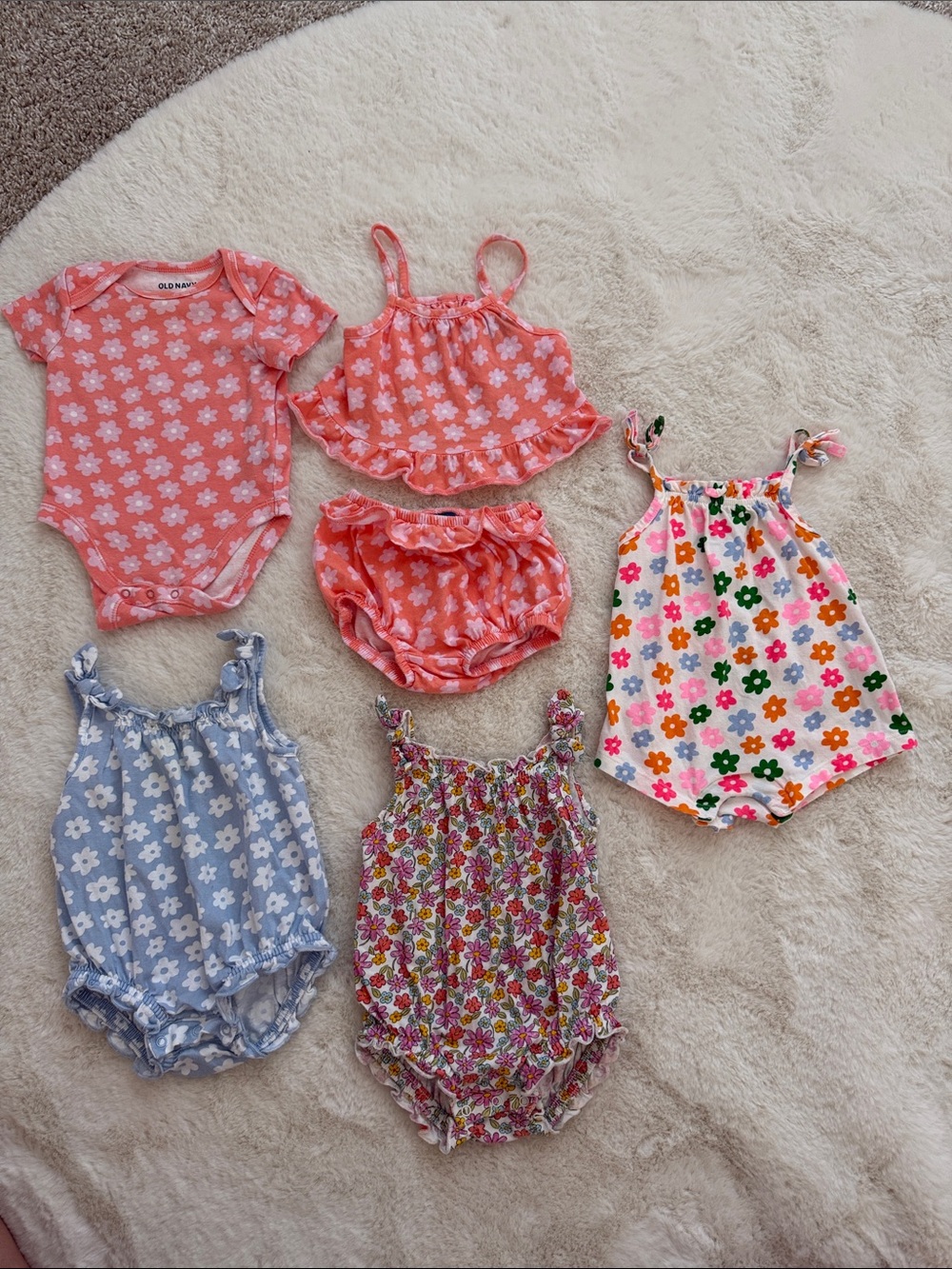 Old Navy Summer Bundle 3-6 month